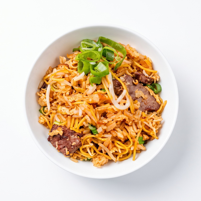 Aeropuerto de Carne [Beef Fried Rice & Noodles].